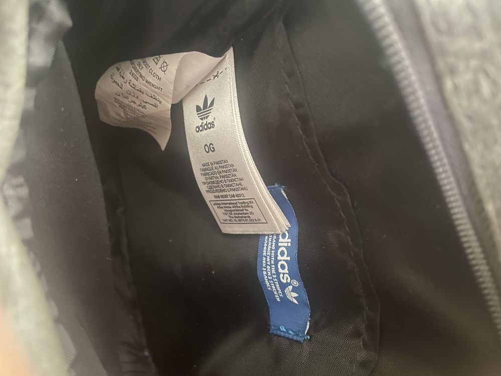 Adidas torebka na ramię — oryginalna