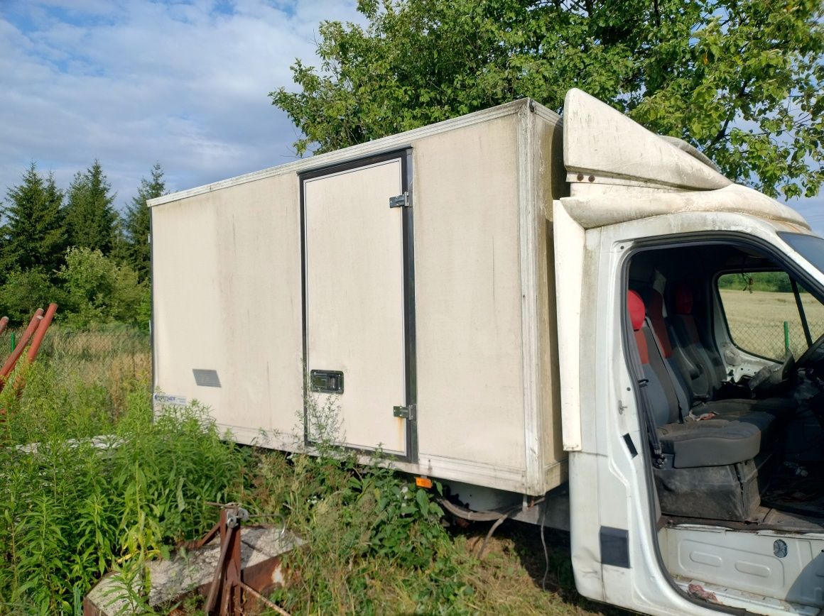 kontener winda chłodnia renault master