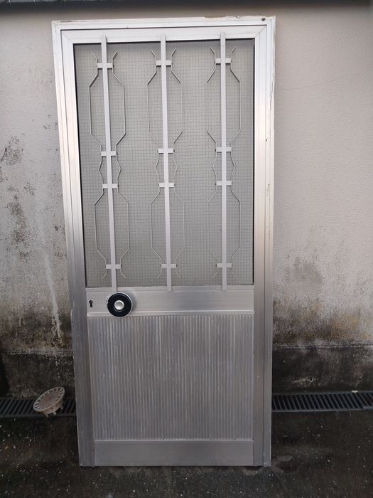 Porta de alumínio