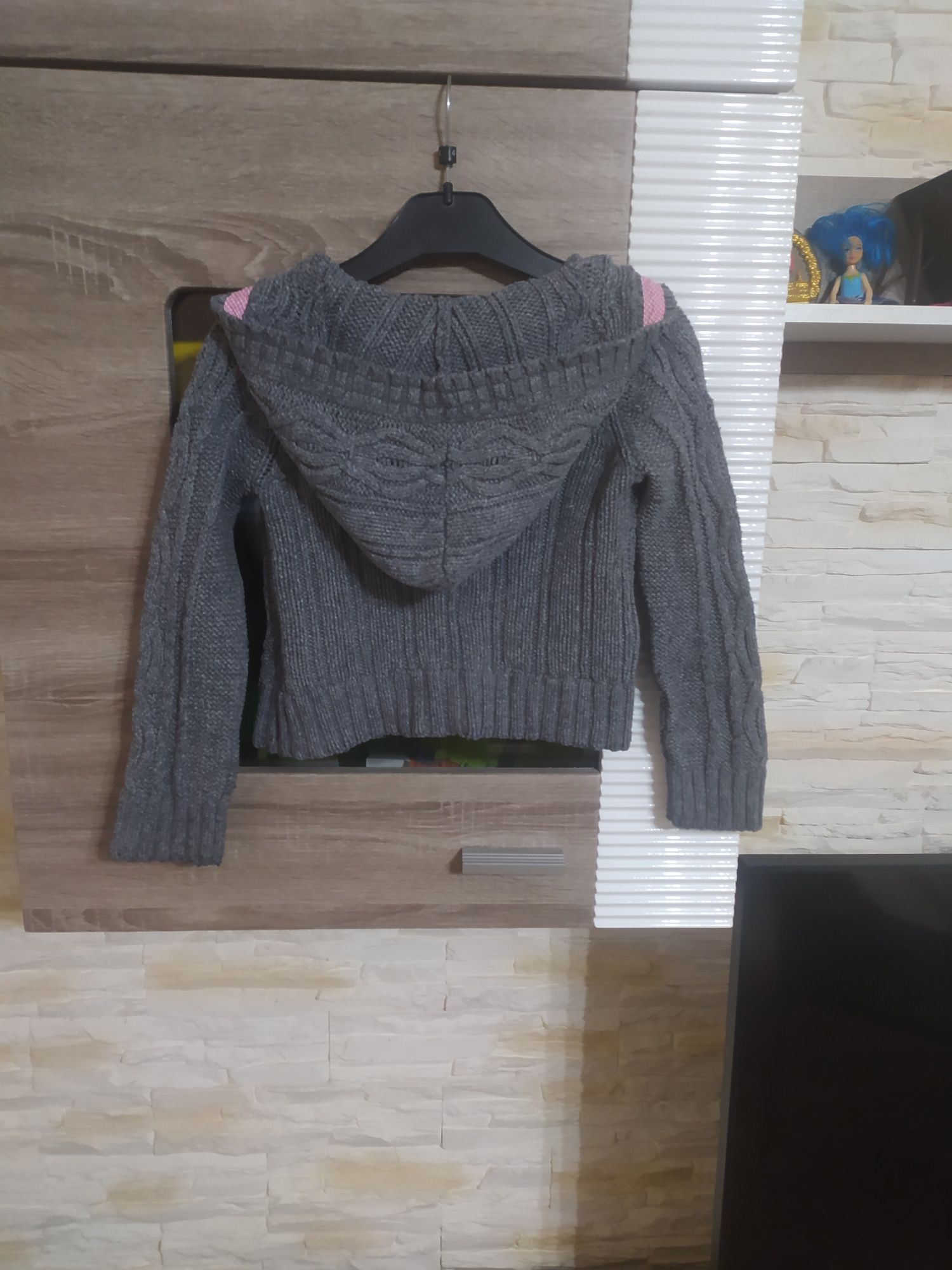 Sweter rozpinany na guziki zapinany z kapturem bawełniany 110 116 H&M