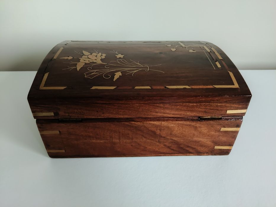 Szkatułka Drewniana - Antyki