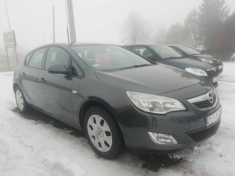 Opel Astra 1,6 benzyna + gaz, Salon Polska