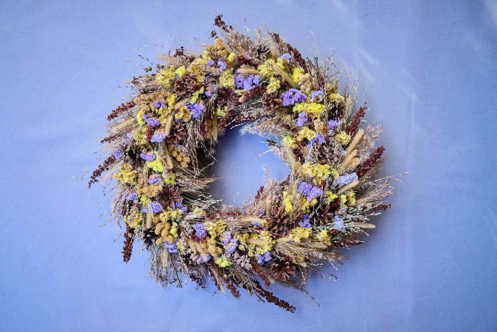 Wianek/wieniec, dekoracja jesienna z suszonych kwiatów