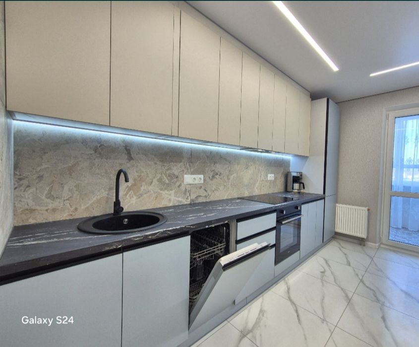 Акция! Новинка кухня без ручек.