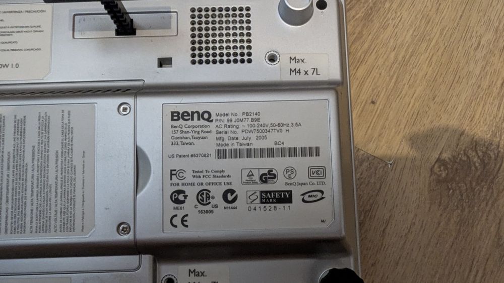 Проектор Benq PB2140