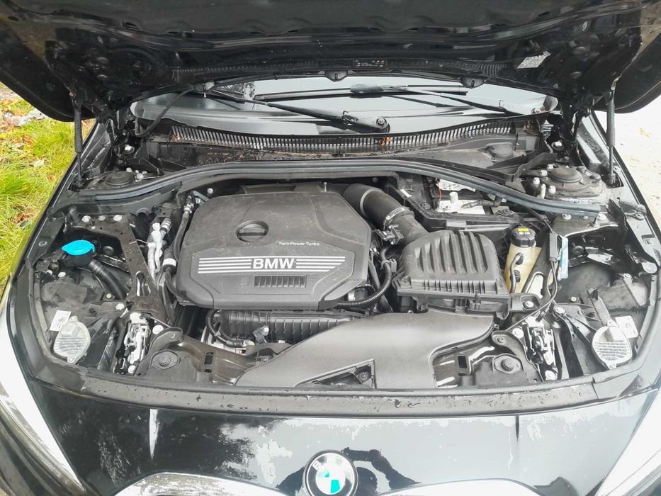 Przód Komplet BMW 118i F40 21r Igła czarny