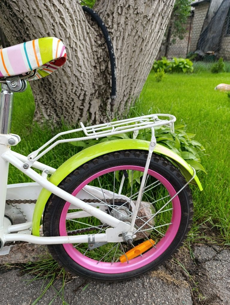 Велосипед для дівчини від 5-8 років