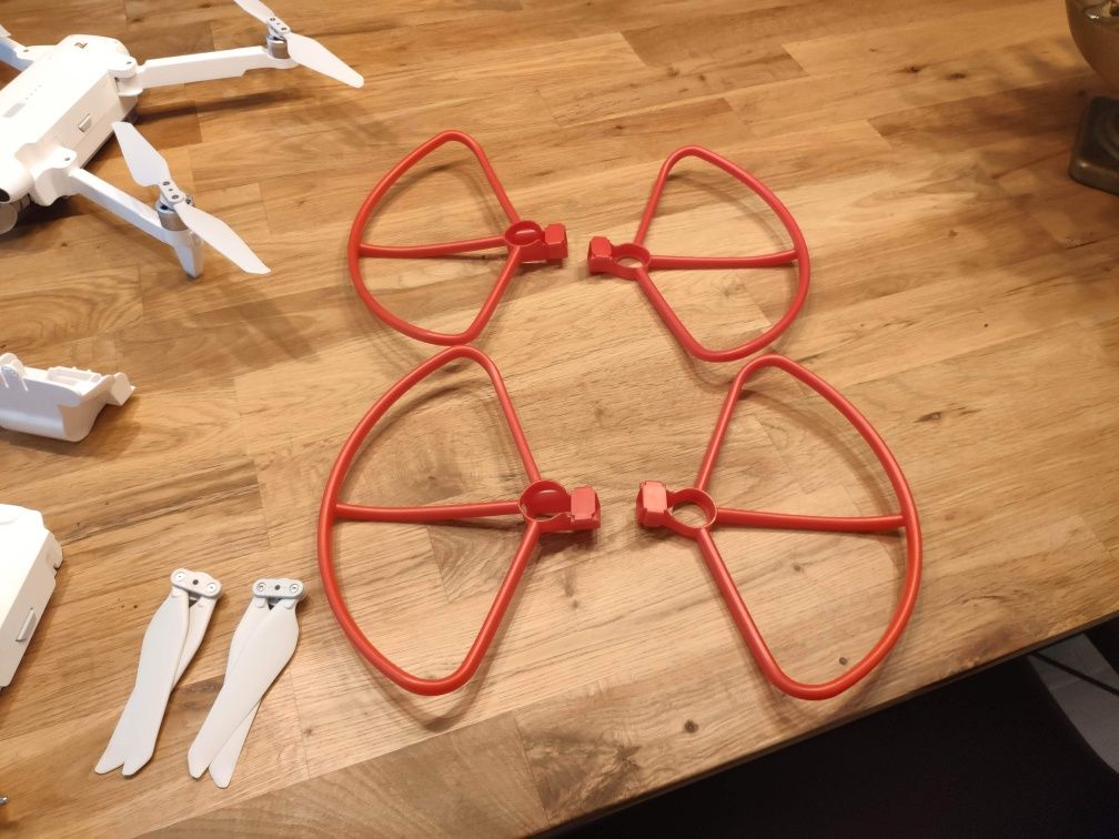 Drone fimi x8 SE muitos extras precisa de uma IMU nova