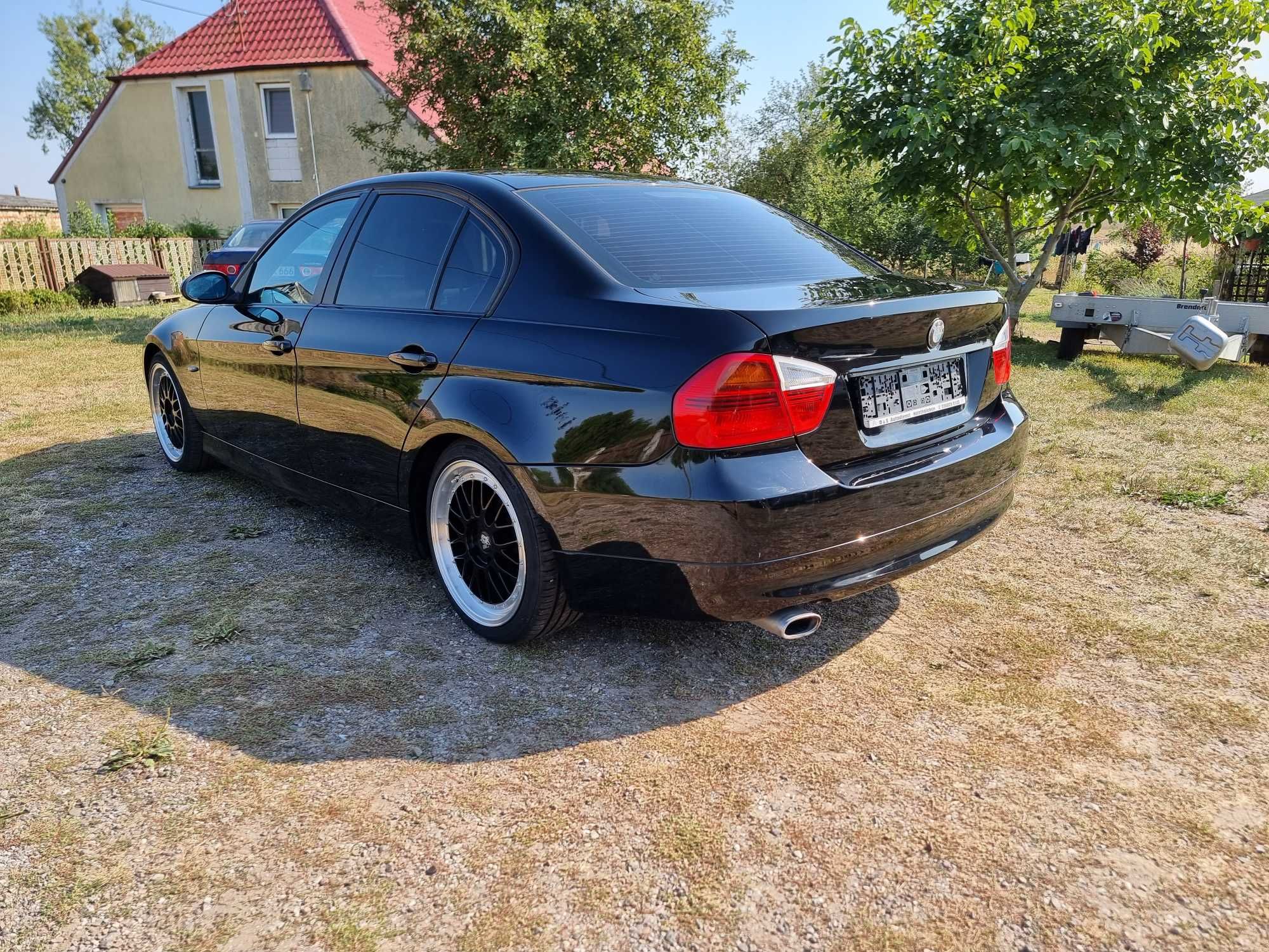 BMW E90 318 D 143KM