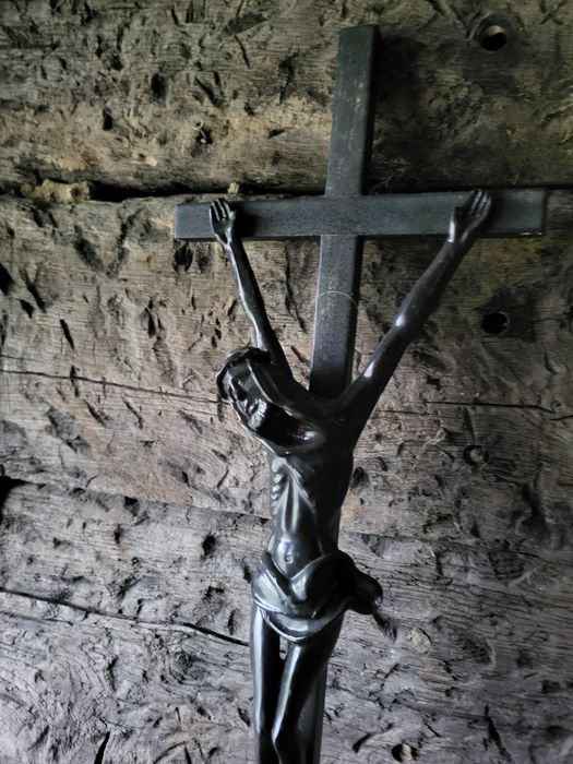 Drewniany krzyż 62 cm