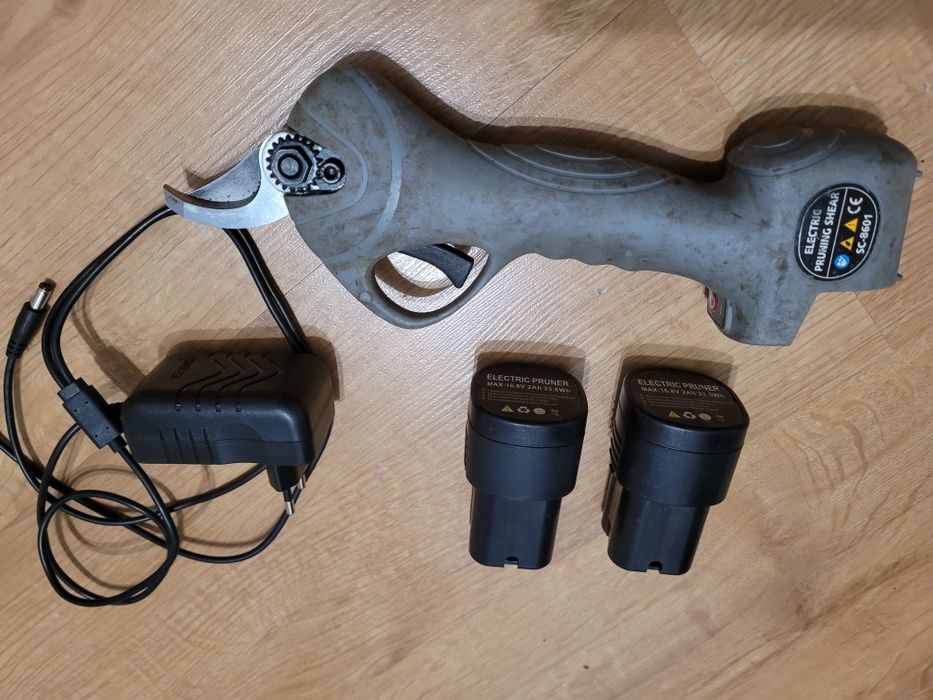 Sekator akumulatorowy