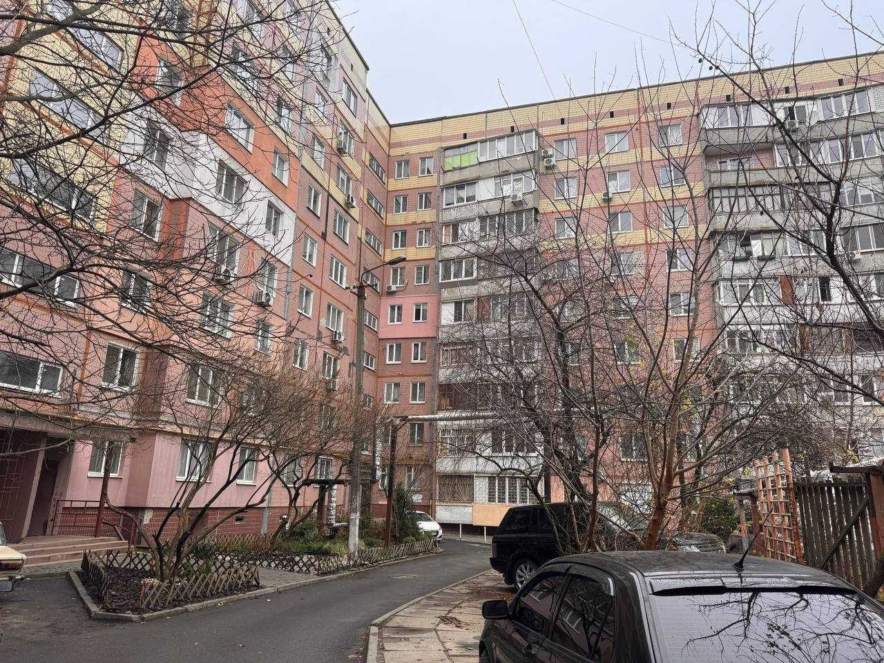 Сдам 3 комн квартиру как 2 комнатную Тополь-3,дом 80