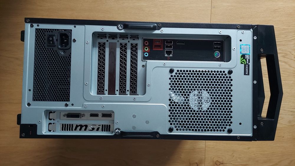 Komputer MSI Infinite 7RB-035EU i5-7400 8GB RAM 1TB GTX1050 Ti Win10