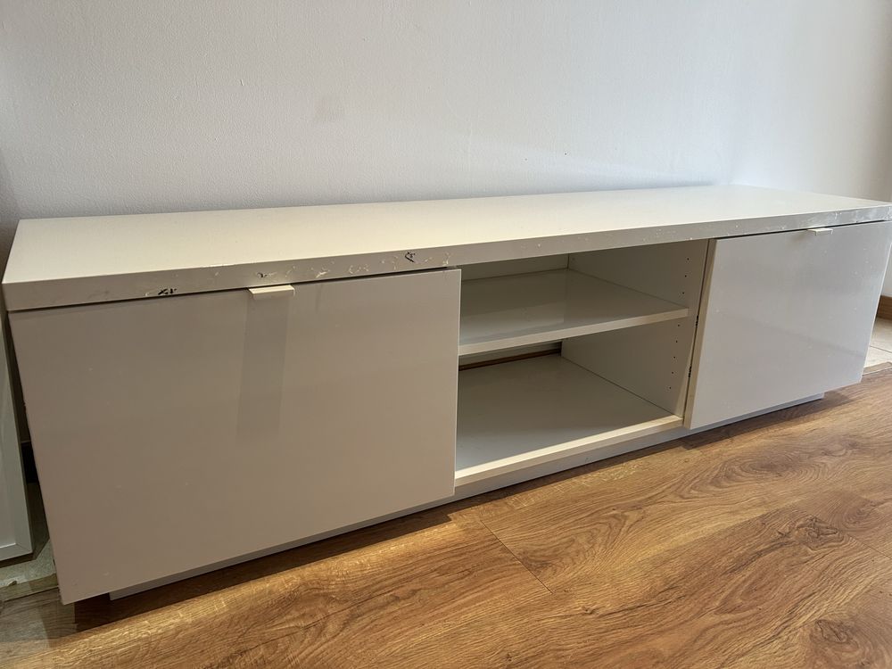 Vendo móvel TV Ikea • BESTÅ