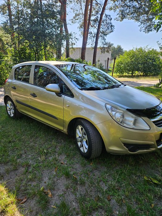 Продаєтся Opel Corsa 1.2