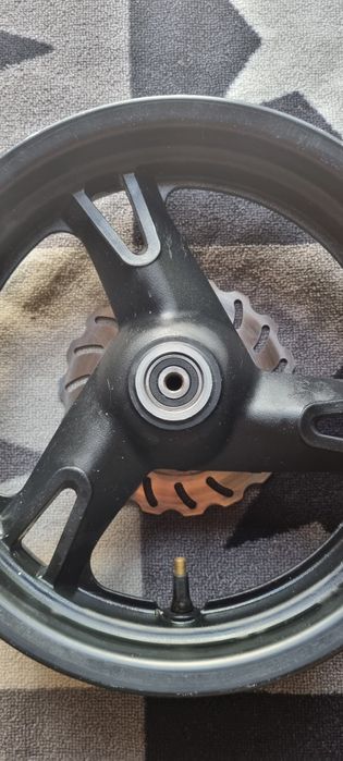 Przednia felga z tarczą hamulcową do skutera Rieju, Malaguti