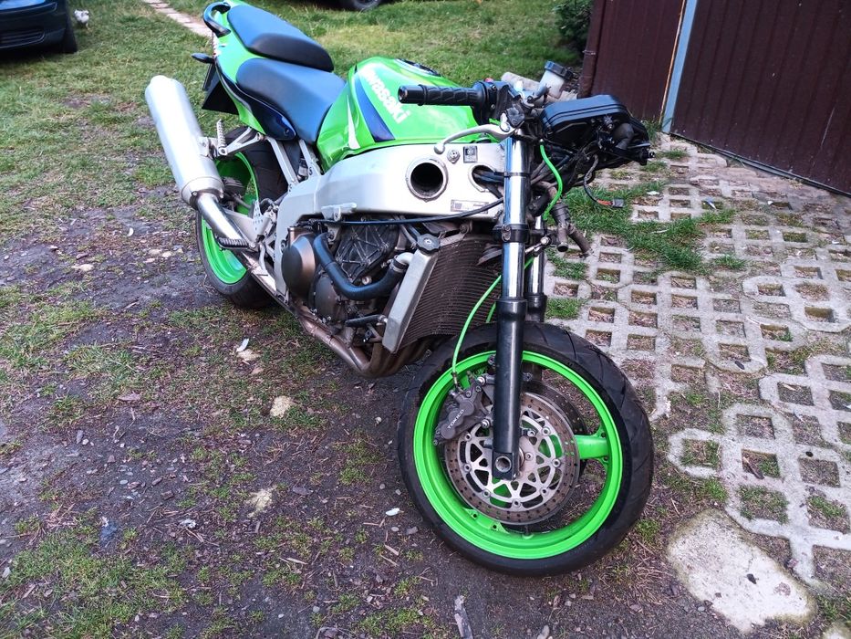 Kawasaki Ninja 600 ZX6R 1999r projekt