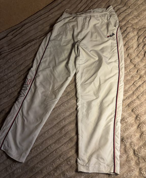 Спортивні білі штани Fila м-л широкі
