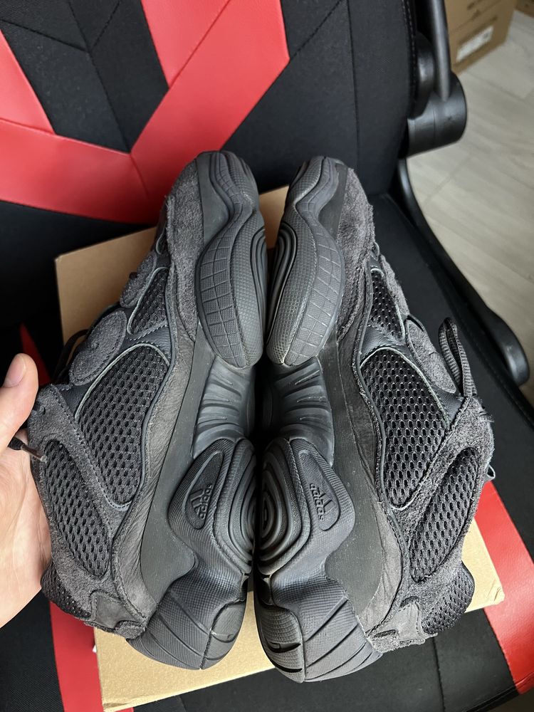 Adidas Yeezy 500 Utility Black czarne sneakersy niskie kanye 44