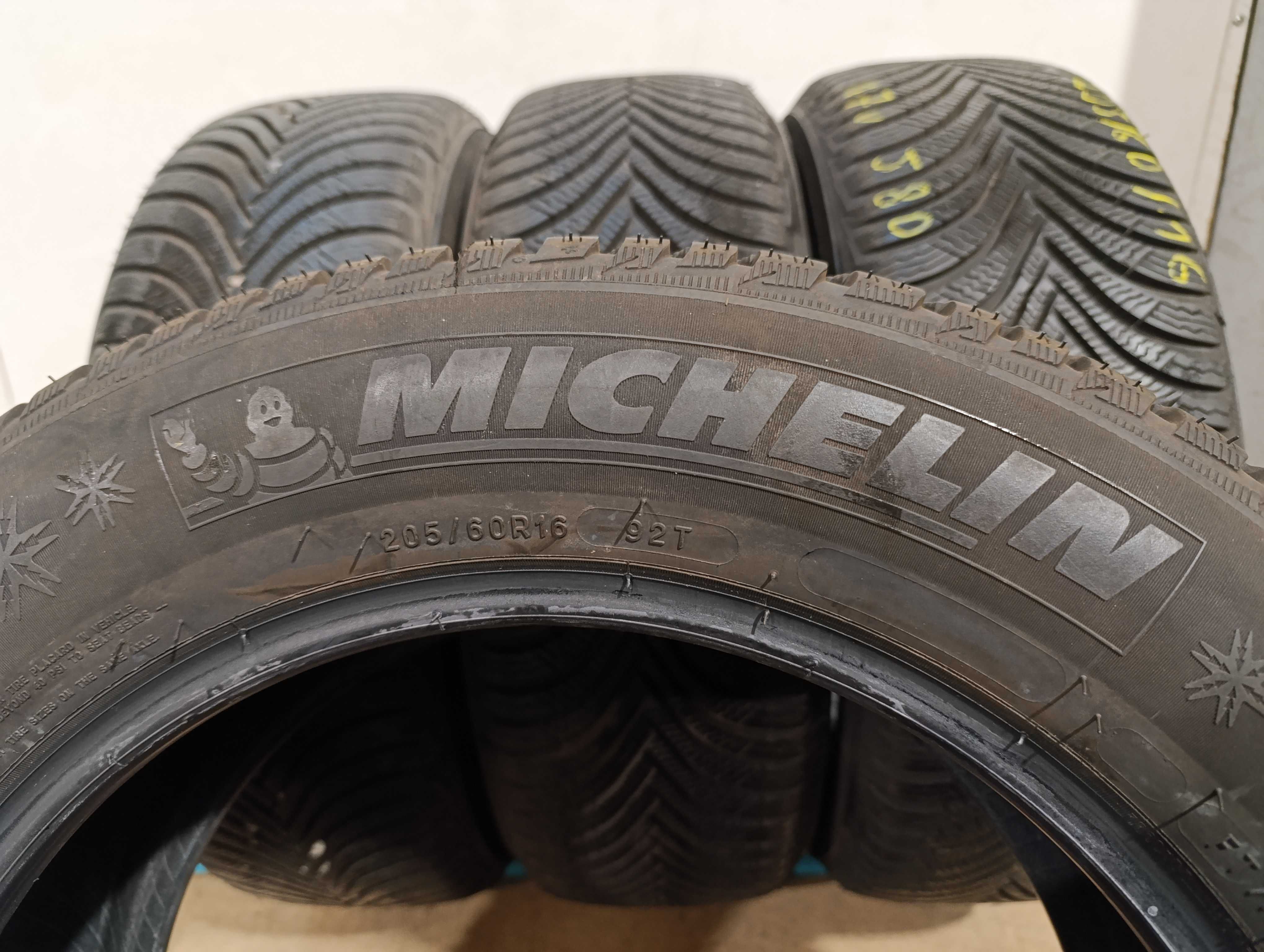 4x 205/60 R16 92T Michelin Alpin 5 2017r 8/7,4mm