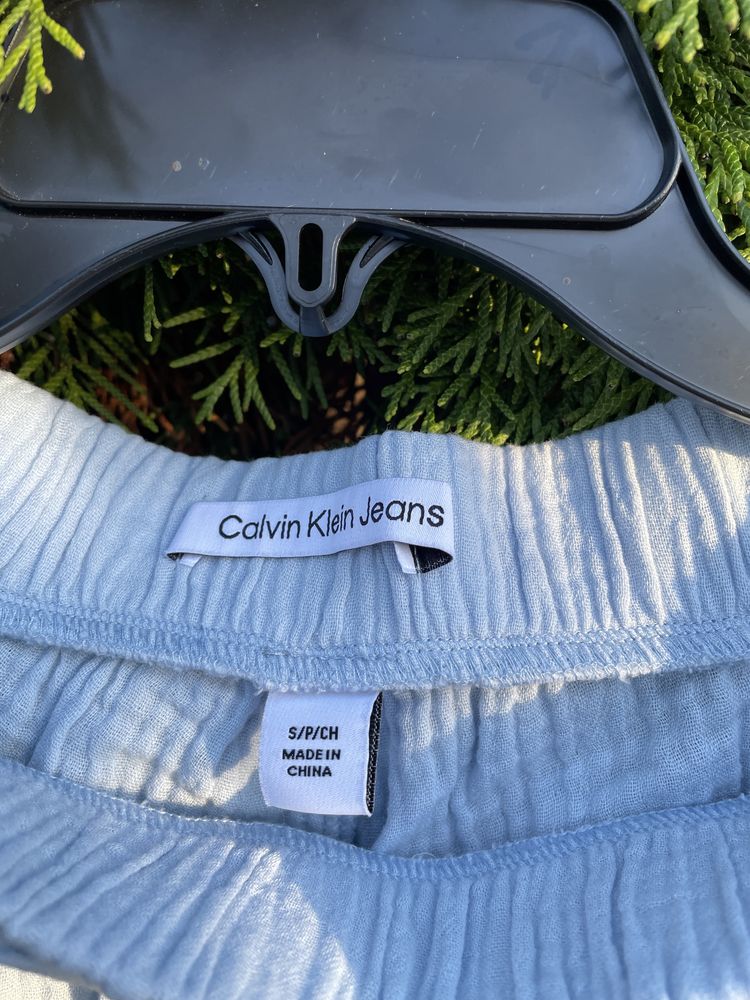 Женские шорты calvin klein (ck textured  shorts ) c америки S