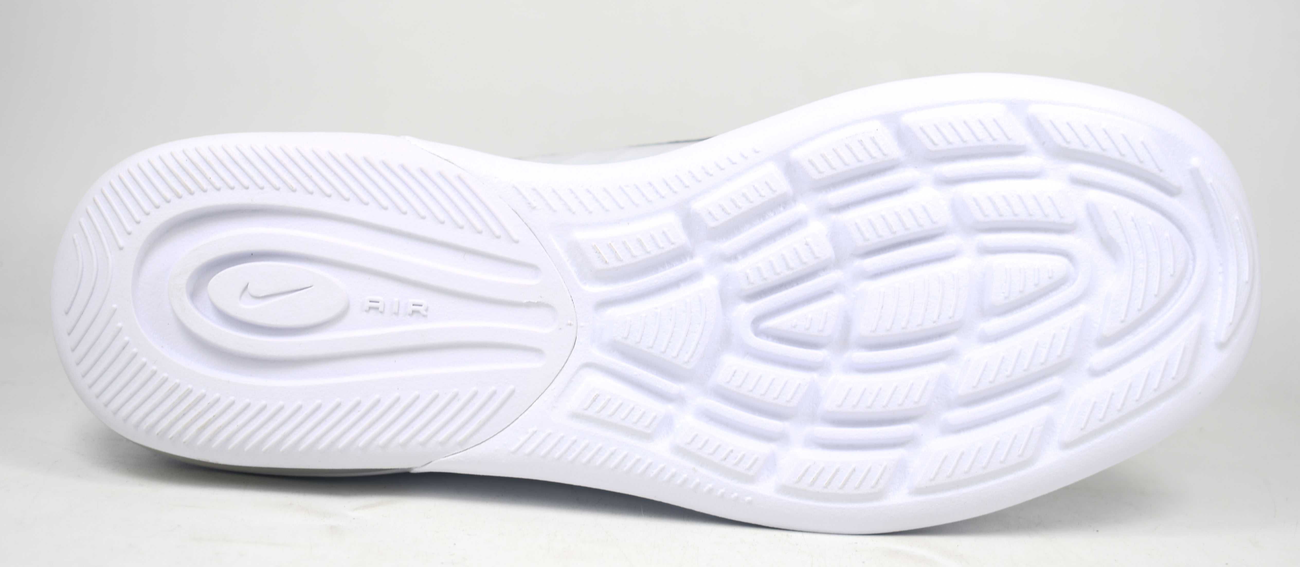 Nike Air MAX AXIS AA2146 r. 45,5