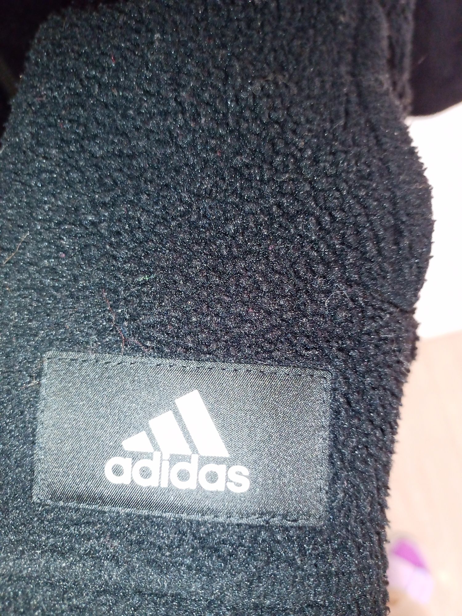 Adidas кофта чорна