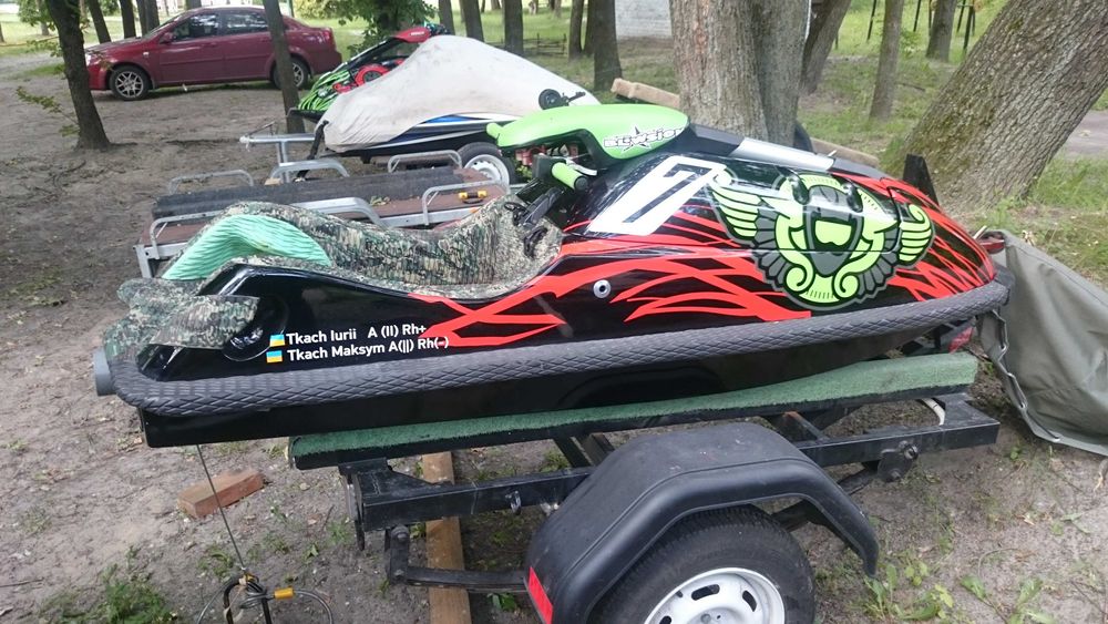 Продам стоячий гідроцикл Yamaha Superjet