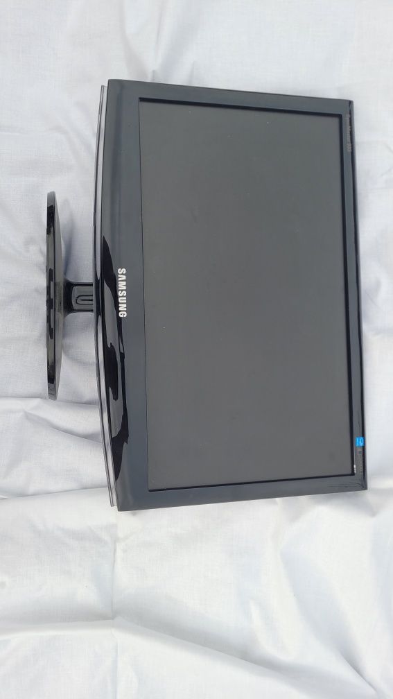 Monitor Samsung Syncmaster 933