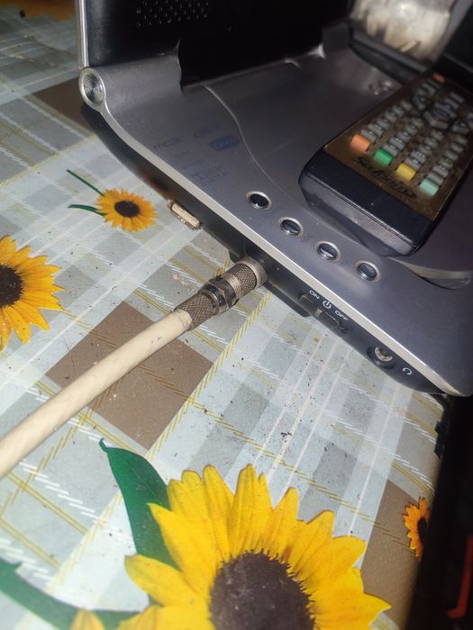 Встроенный Т2 тюнер!Портативный телевизор диагональю 7, ТВ для авто