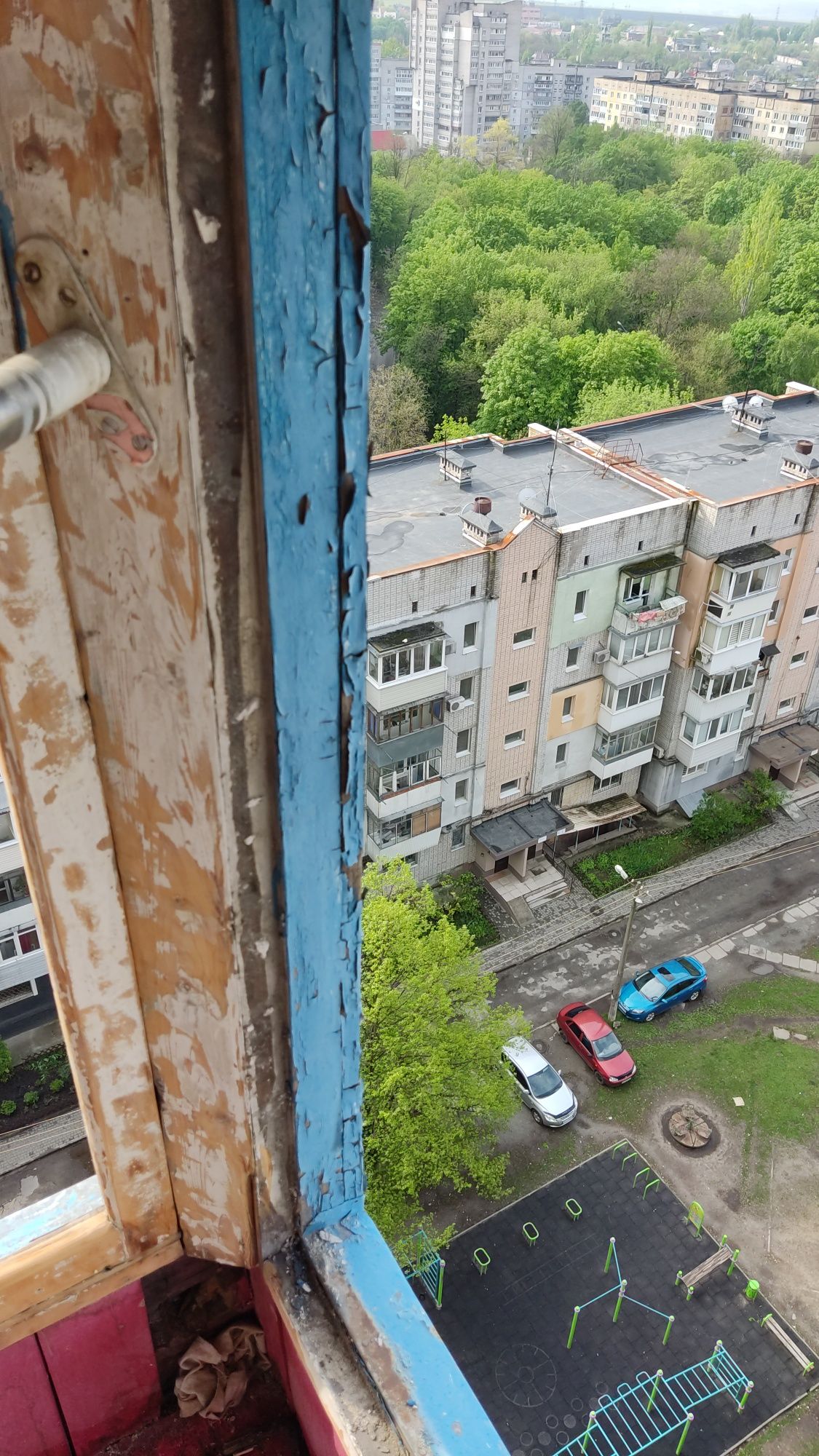 Реставрація дерев'яних вікон, балконів...