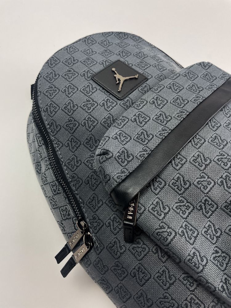 Акція! Чоловічий Рюкзак Jordan Monogram сірий / Новий з бірками!