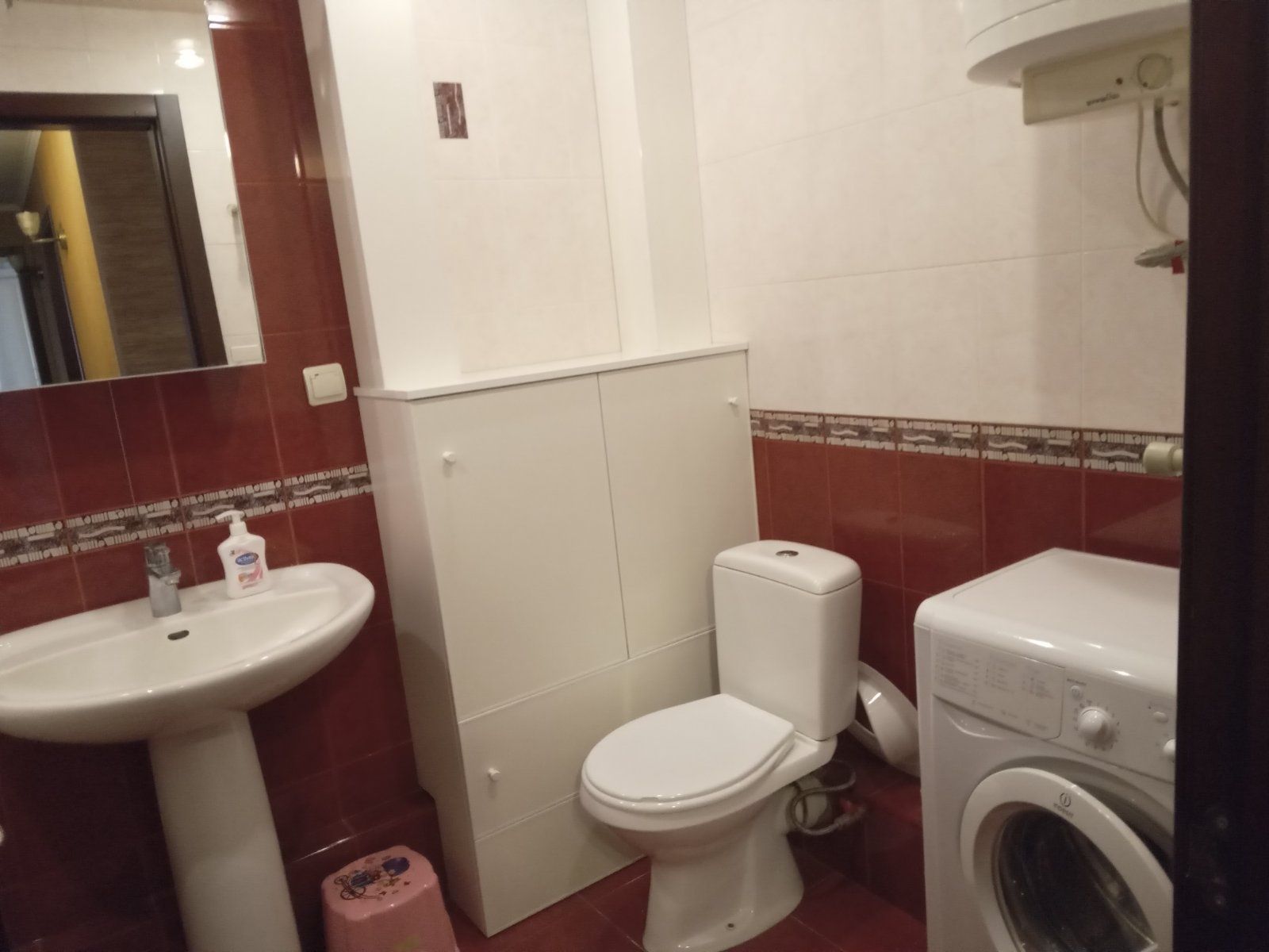 Продам свою квартиру метро Студенческая, ул. В.Зубенка, 21
