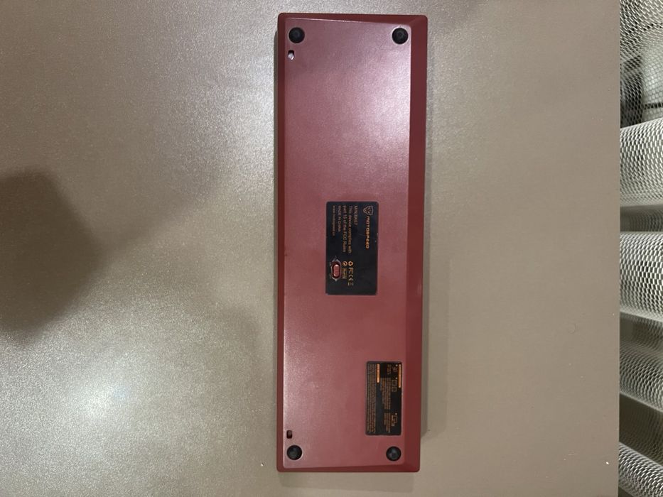 Продам клавіатуру MotoSpeed BK67