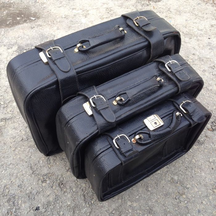Комплект Винтажных Кожанных Чемоданов из 3-х штук