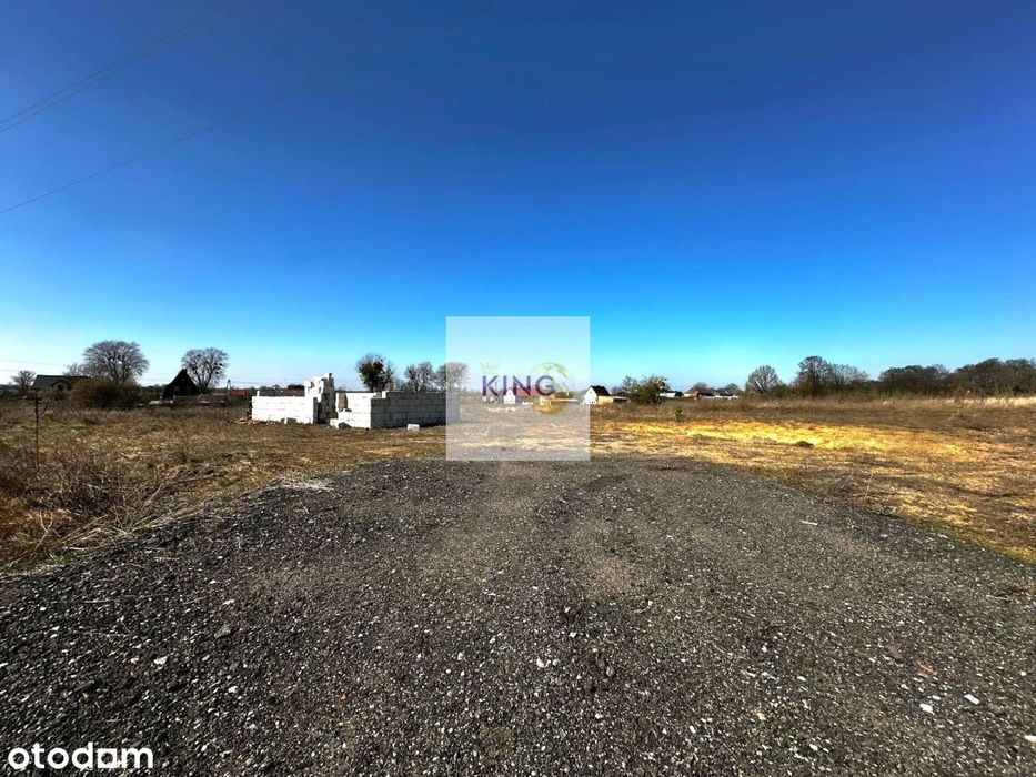 Działka na sprzedaż 867 m²