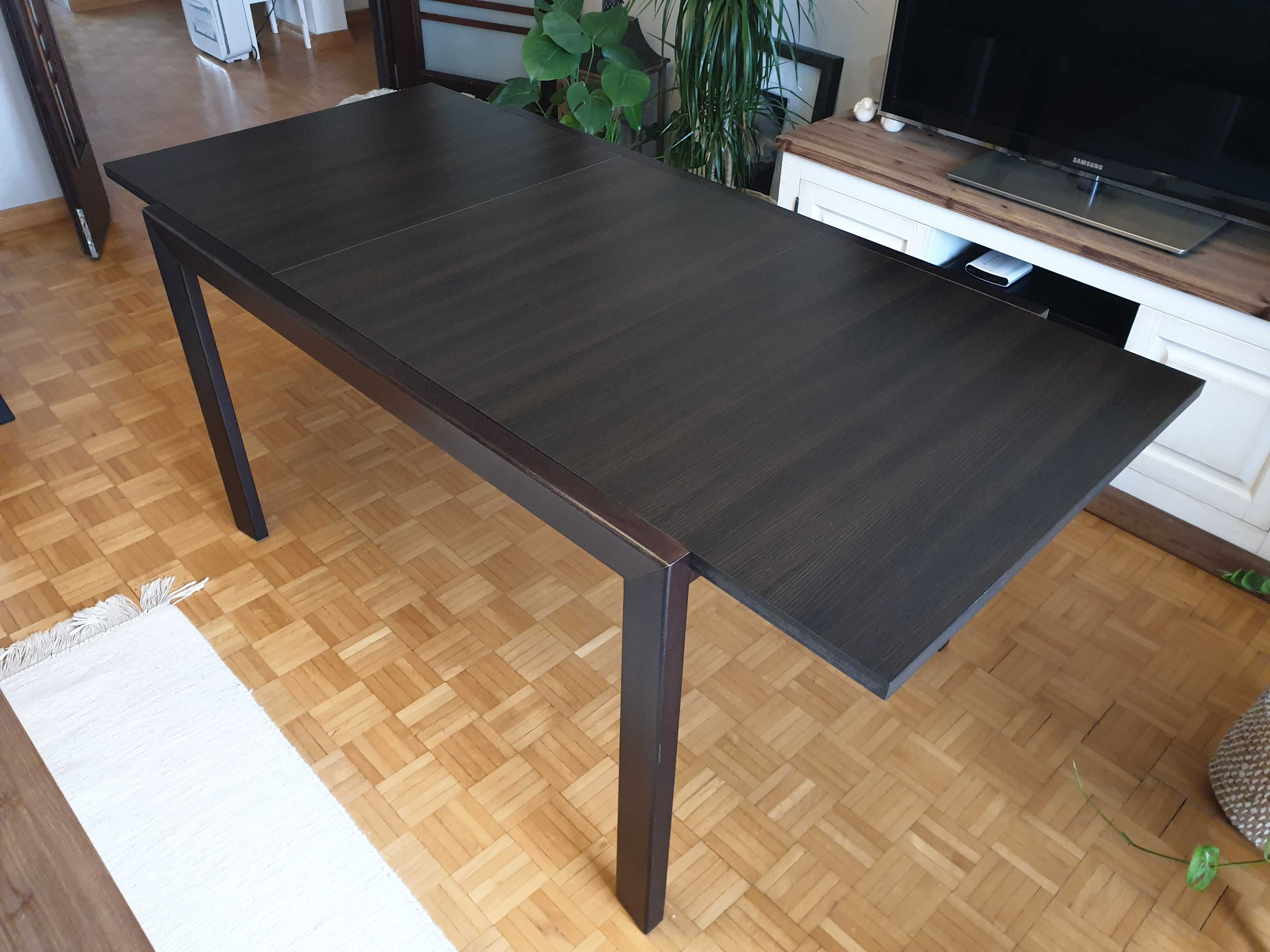 Klasyczny, ładny, stół rozkładany (dł. max. 180cm) w kolorze czarnym