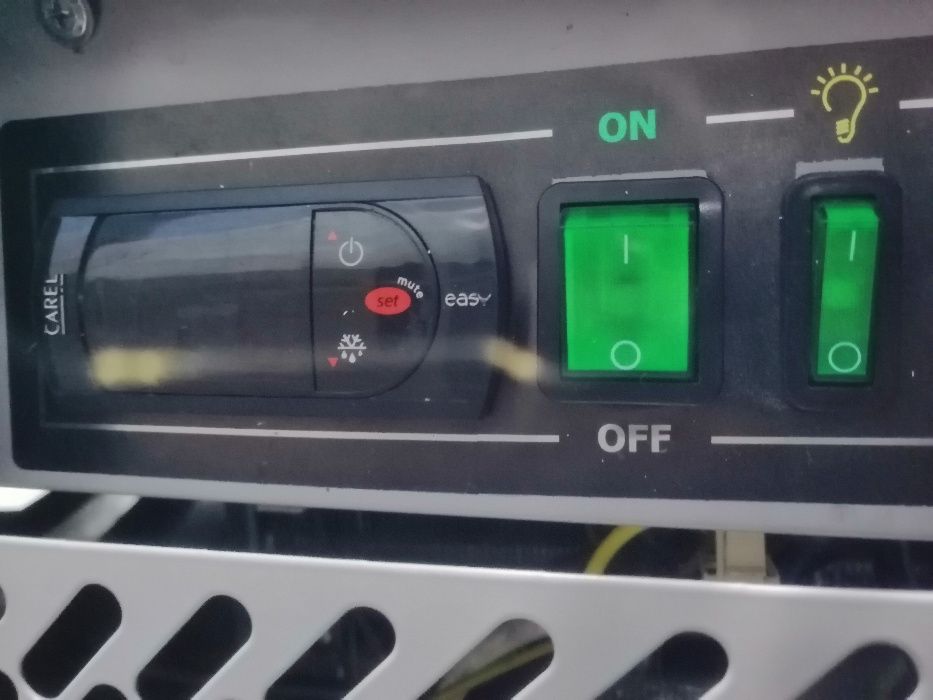 Witryna cukiernicza JBG 2 narożna komplet Używana