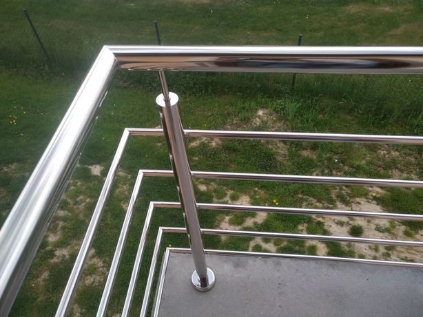 Balustrady nierdzewne barierki balkonowe