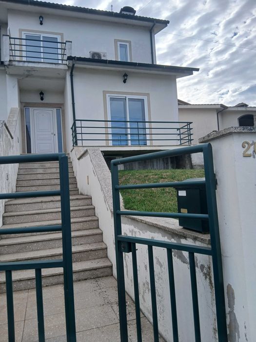 Arredamento Moradia T3 Vale de Cambra