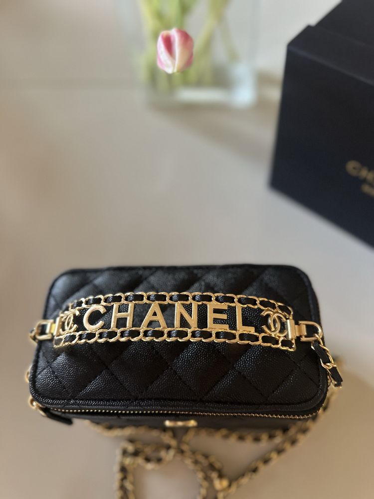 Kuferek Vanity Chanel