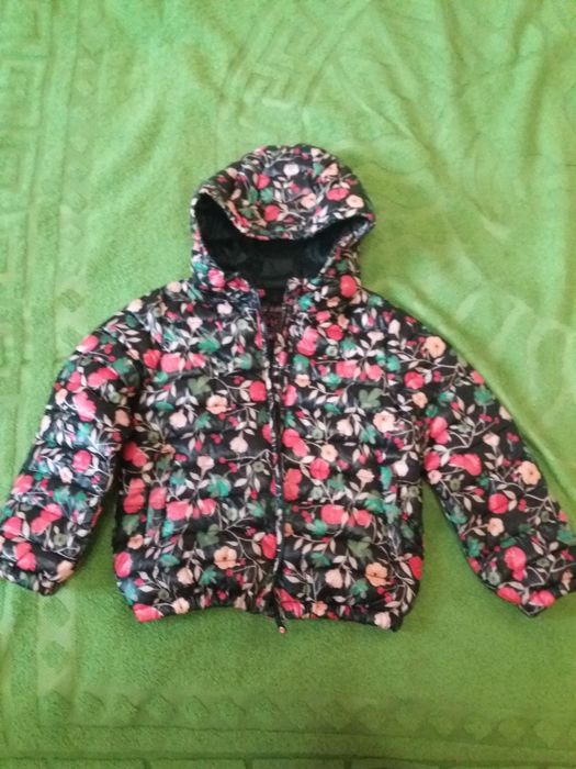 Курточка для дівчинки