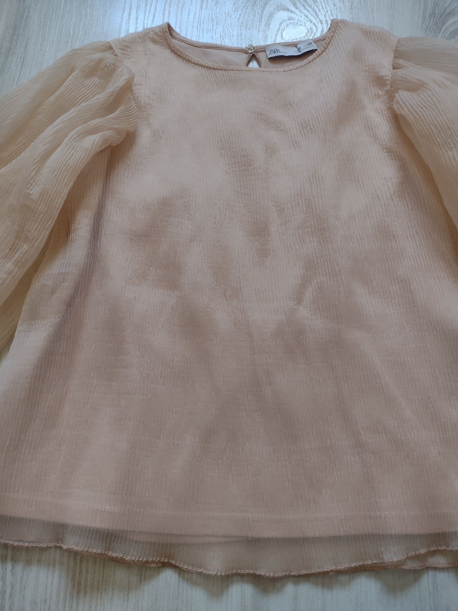 Nowa szyfonowa plisowana bluzka z bufiastymi rękawami Zara 140