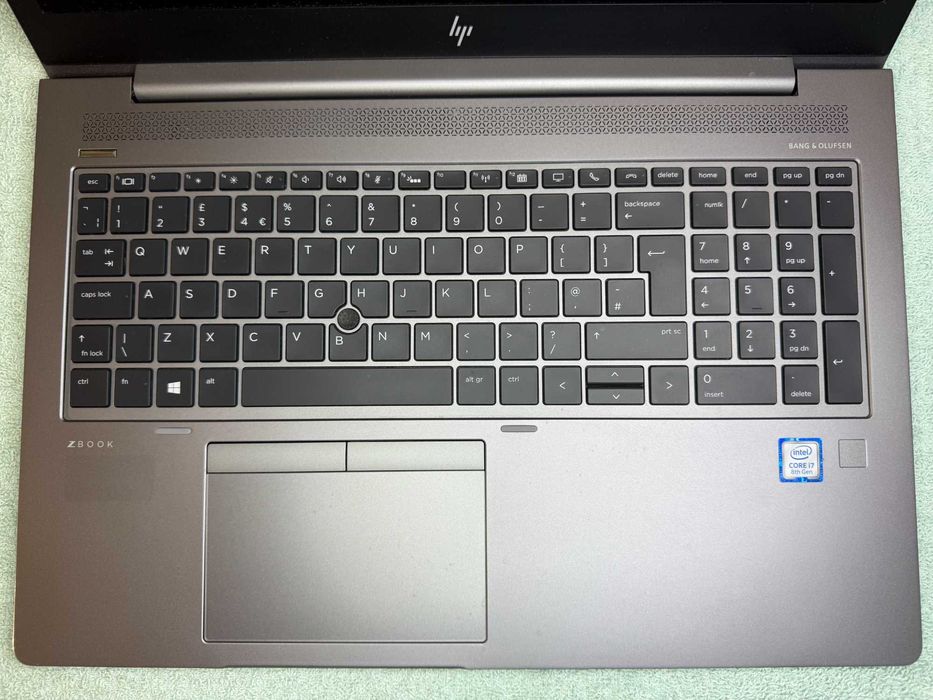 Laptop HP ZBook 15u G6 | i7-8th | 16GB | 512 NVMe | USB C