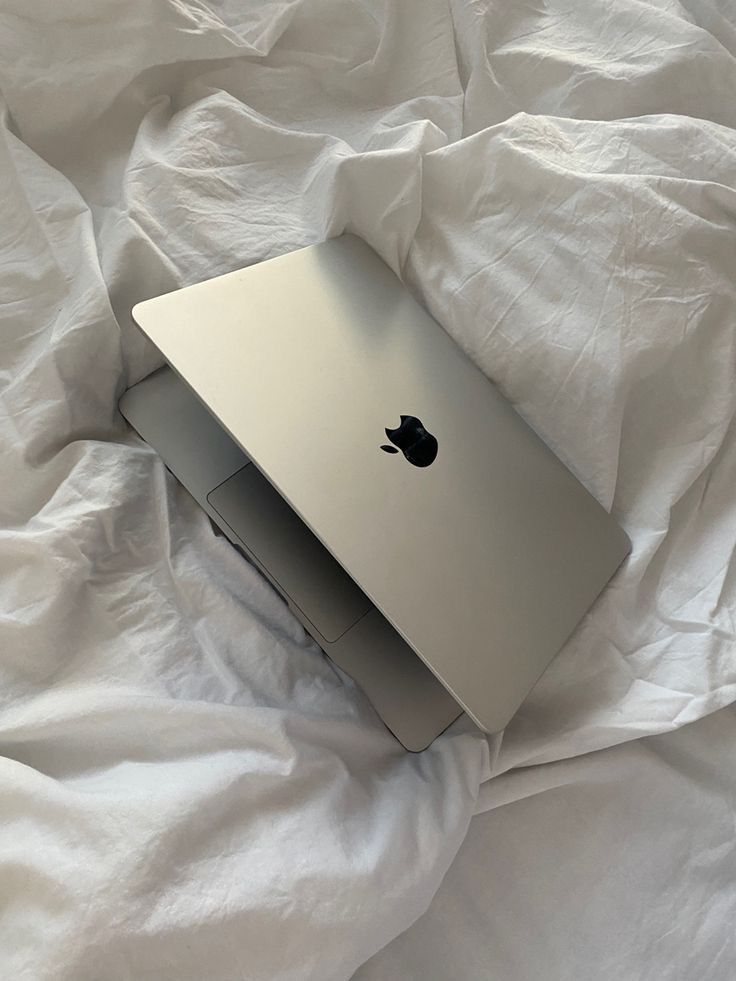 MacBook Air M1 (13-inch, M1, 2020) 8/256GB