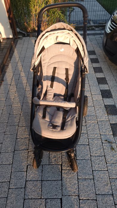 Wózek spacerowy joie