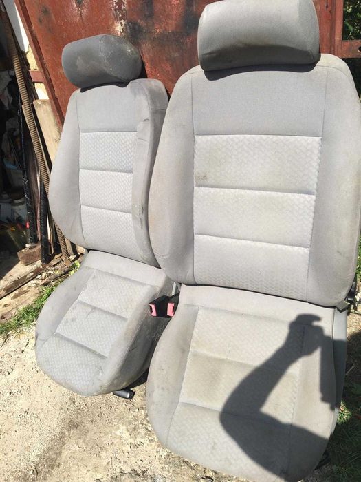 Автокрісла (сидіння) на автомобілі 850грн за 1шт торг