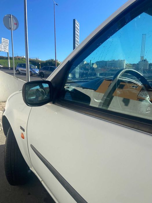 Ford Fiesta 1.25 (JBS) 16V de 1996