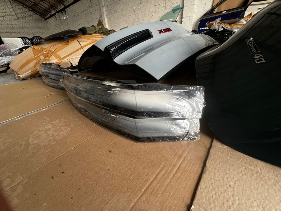 Стопи bmw ix оригінал Європа