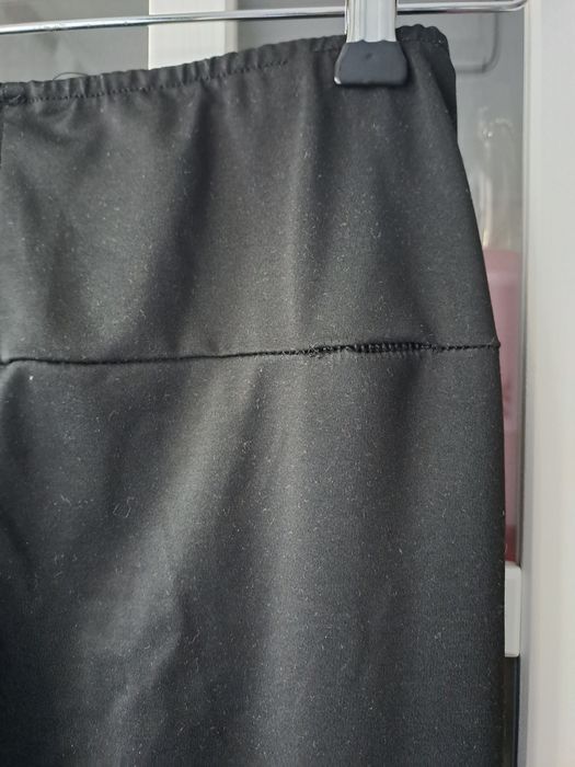 Czarne legginsy S